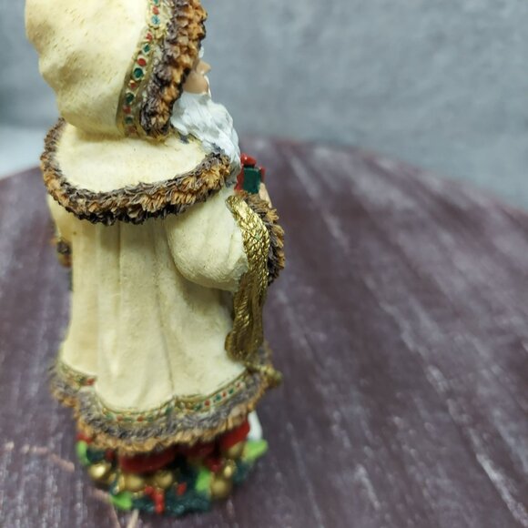 The International Santa Claus Collection St. Mikulase Slovakia Figurine - Picture 7 of 8